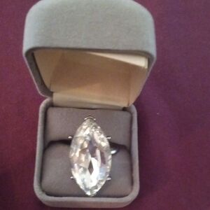 Elegant Silver Marquise-Cut Ring Favored By Jackie O